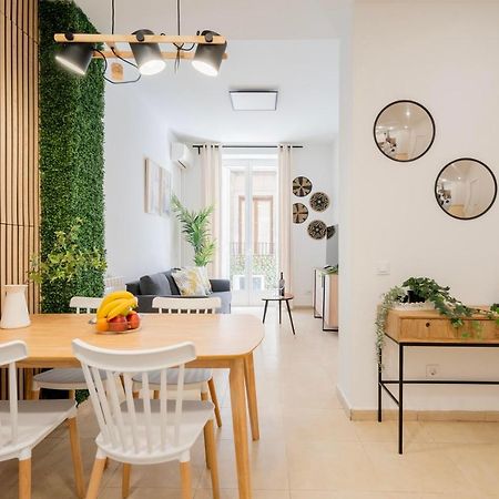 For You Rentals Elegante Y Bonito Apartamento Temporal En El Corazon De Madrid Inf1C Esterno foto