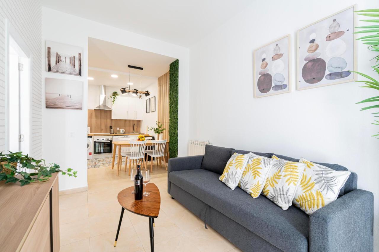 For You Rentals Elegante Y Bonito Apartamento Temporal En El Corazon De Madrid Inf1C Esterno foto